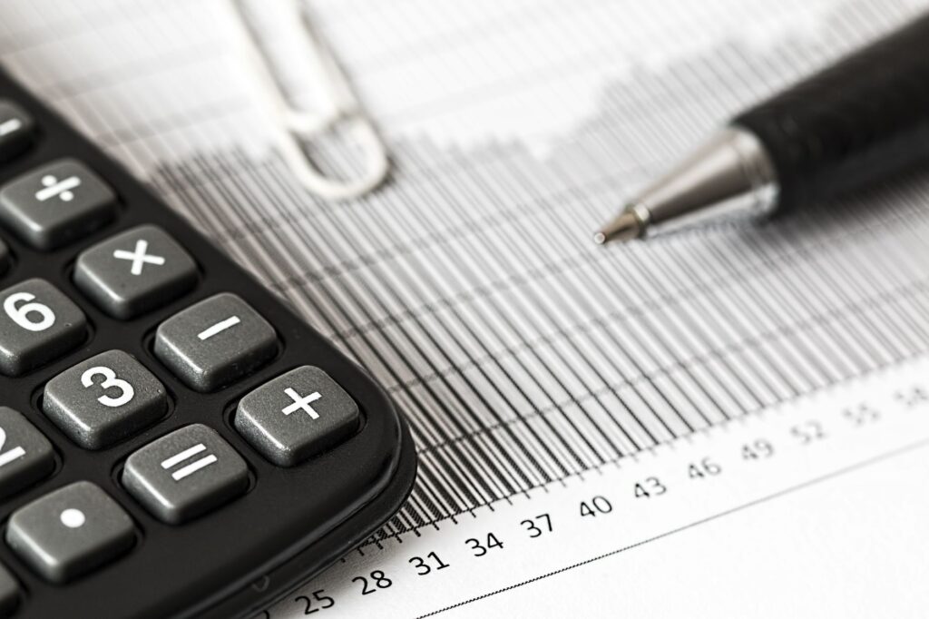 Agency fees vs flat fees: the real cost of a $75k hire